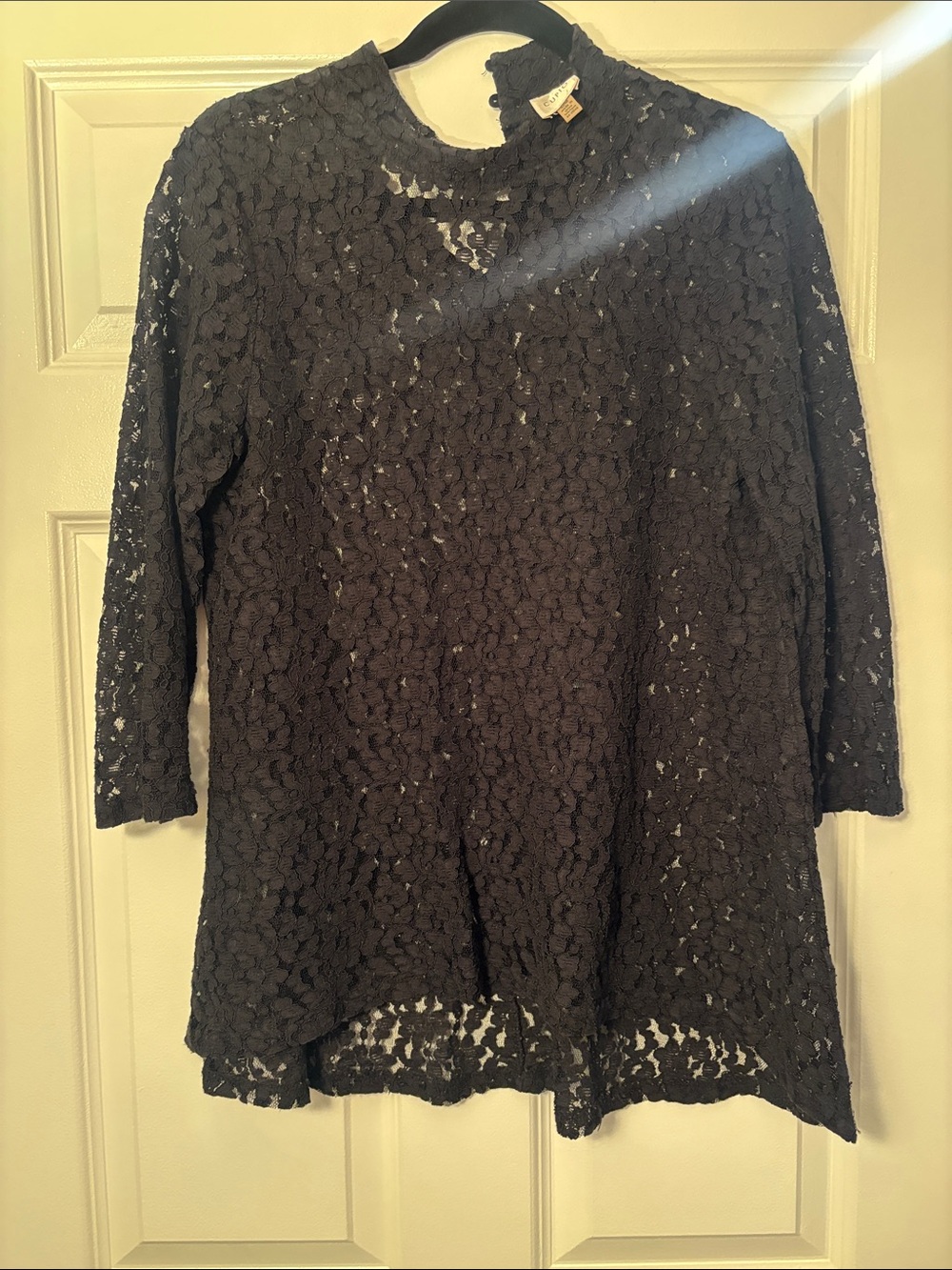 Cupio Black Lace Tunic Top